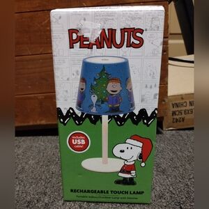 Peanuts Portable Rechargeable Touch Lamp